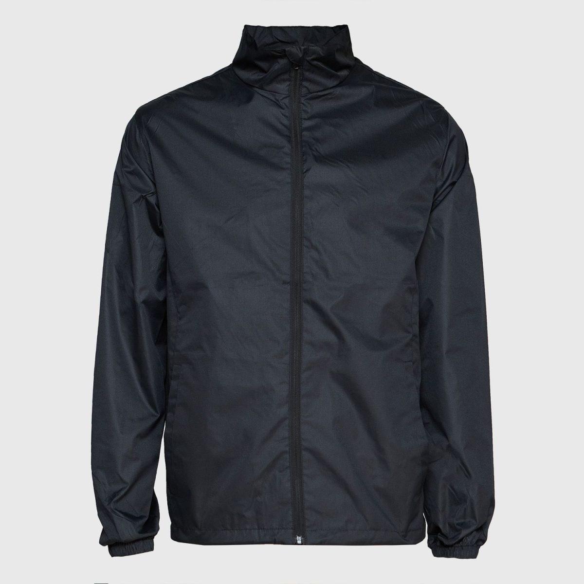 Cortaviento Impermeable Hombre color Negro-Azul Marino-Rojo
